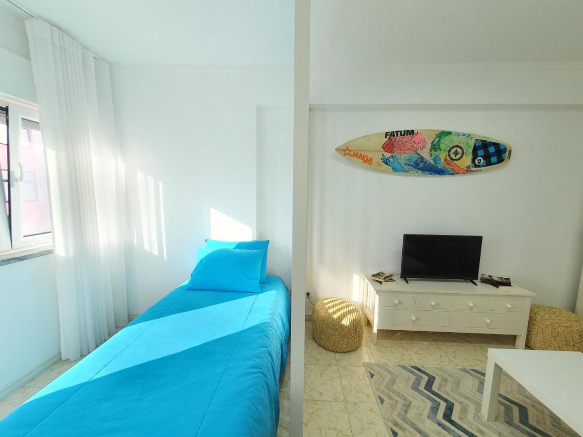 Peniche'S Blue & Yellow Luaran gambar