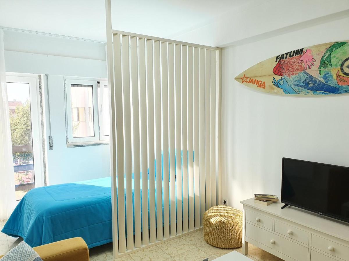 Peniche'S Blue & Yellow Luaran gambar